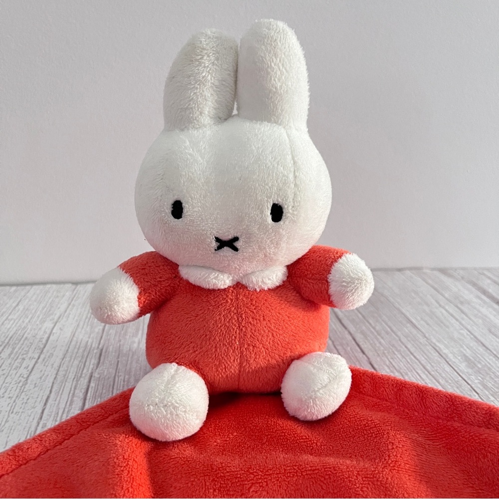 Miffy Bunny Security Blanket Lovey Soother Comfort Plush Baby Toy 7.5" x 7.5"